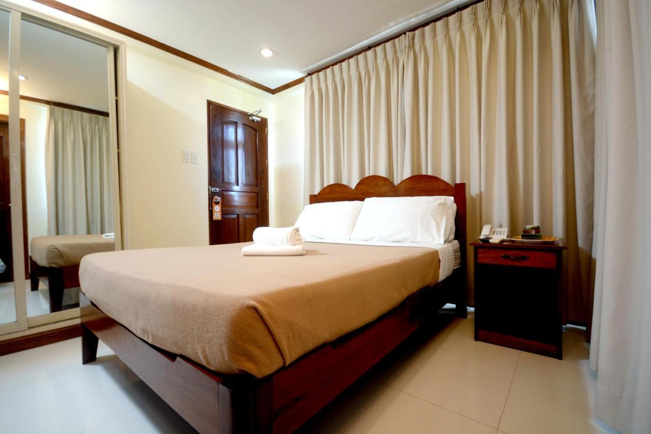 Ipil Suites El Nido Exteriör bild
